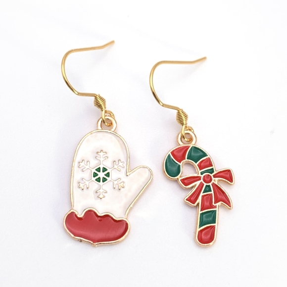 Mismatched Christmas Candycane and Mitten Earrings - Picture 2 of 4